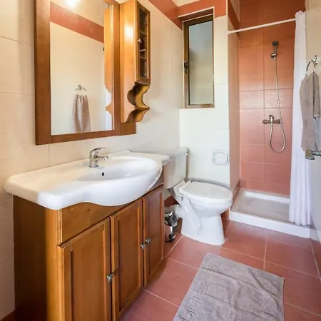 Ganni's - Luxury Converted Holiday Farmhouse With Private Pool In Island Of Gozo Hébergement de vacances *