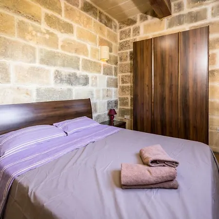 Ganni's - Luxury Converted Holiday Farmhouse With Private Pool In Island Of Gozo Xewkija