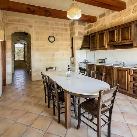 Holiday home Ganni's - Luxury Converted Holiday Farmhouse With Private Pool In Island Of Gozo