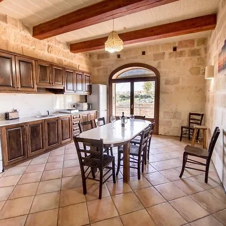 Ganni's - Luxury Converted Holiday Farmhouse With Private Pool In Island Of Gozo Holiday home Xewkija